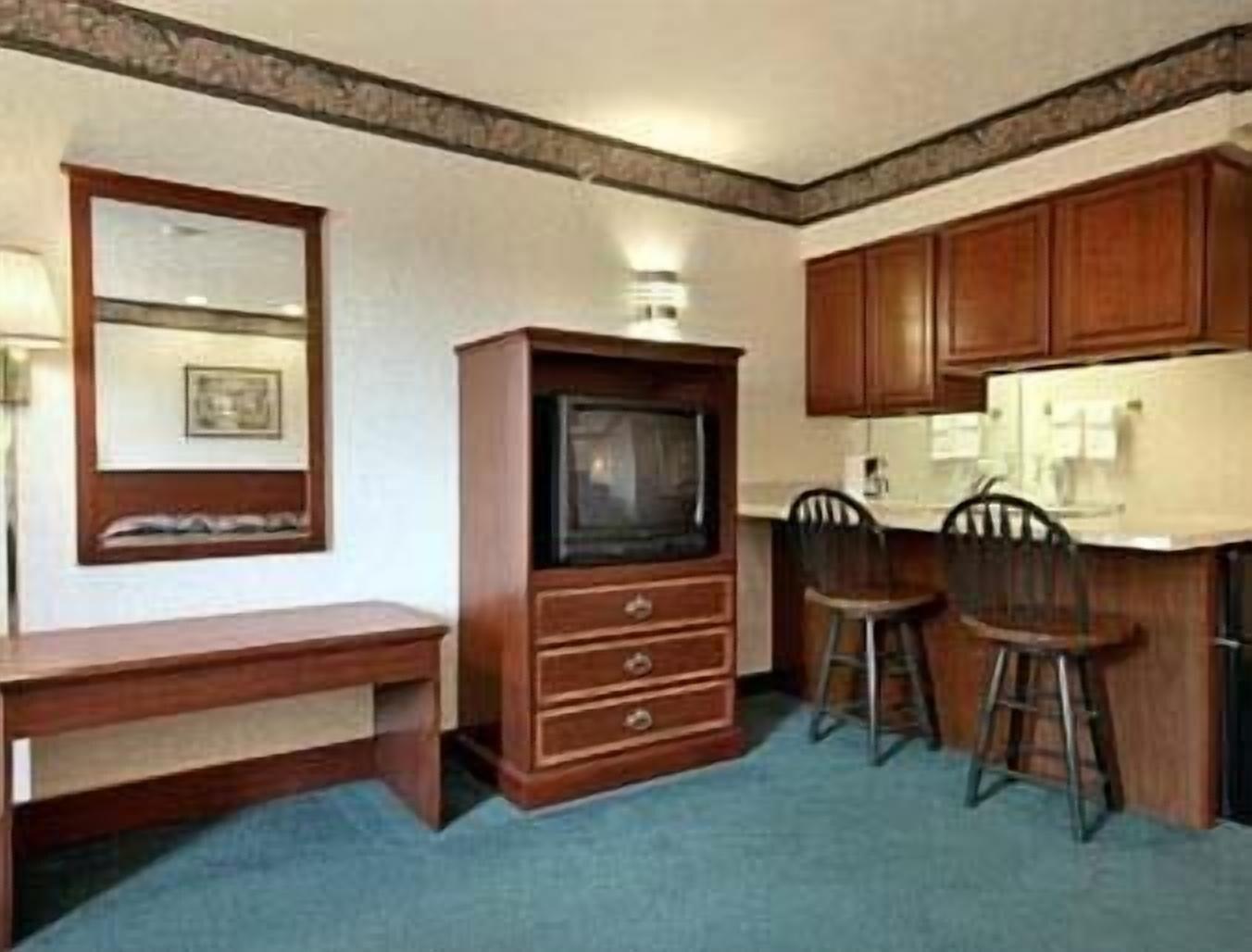 Ramada By Wyndham Strasburg Dover מראה חיצוני תמונה